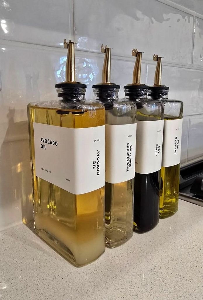 glass olive oil Styling dekat stove